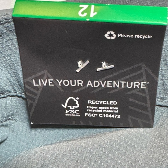 Eddie Bauer Rip Stop Crop Pants size 12 - Picture 15 of 16